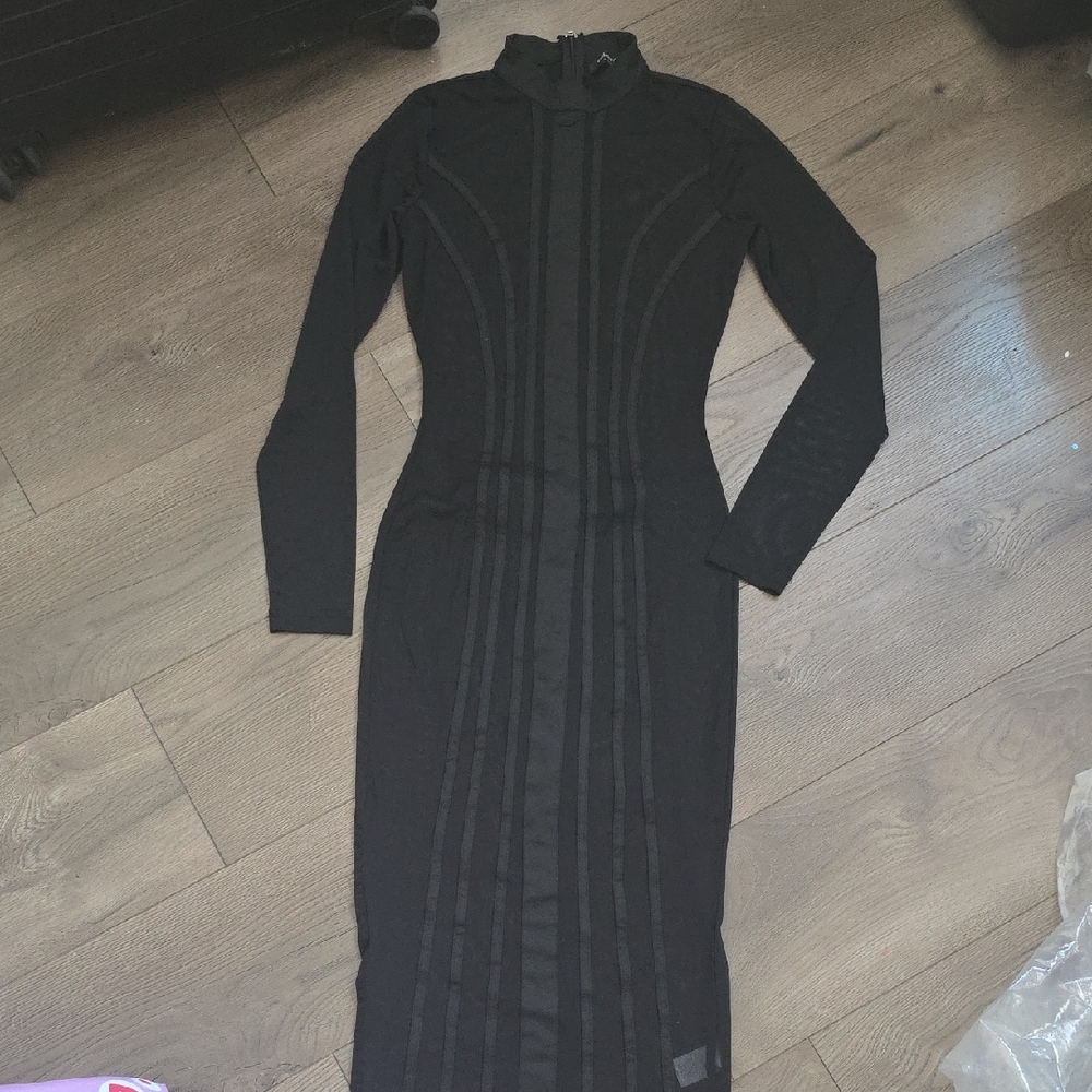 Celebrity Fashion Elegant Black Sheer 1Long Sleeve Dress